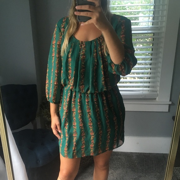 BONGO Dresses & Skirts - 4/$25 Bongo cinch waist floral dress